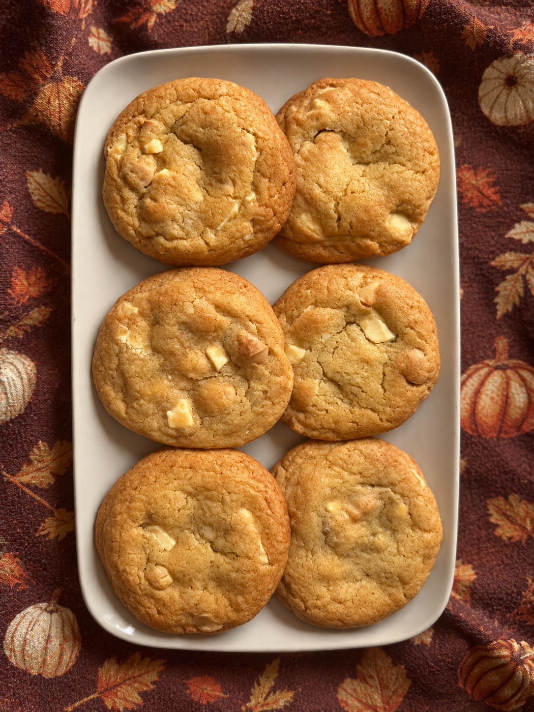 White Chocolate Macadamia Cookies im Subway Style